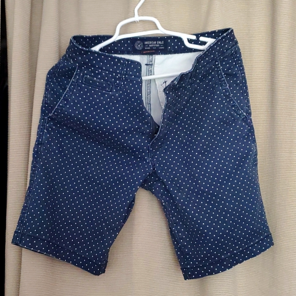 American Eagle men's  flat front shorts (size 28)